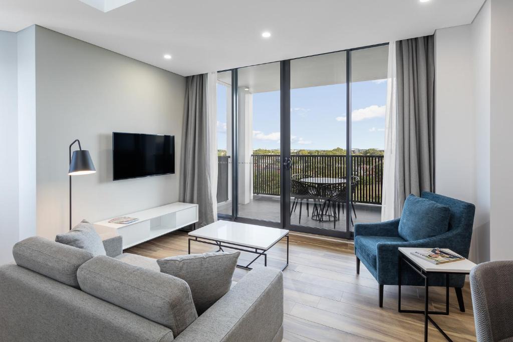 Mascot Hotel | Meriton Suites Sydney Airport