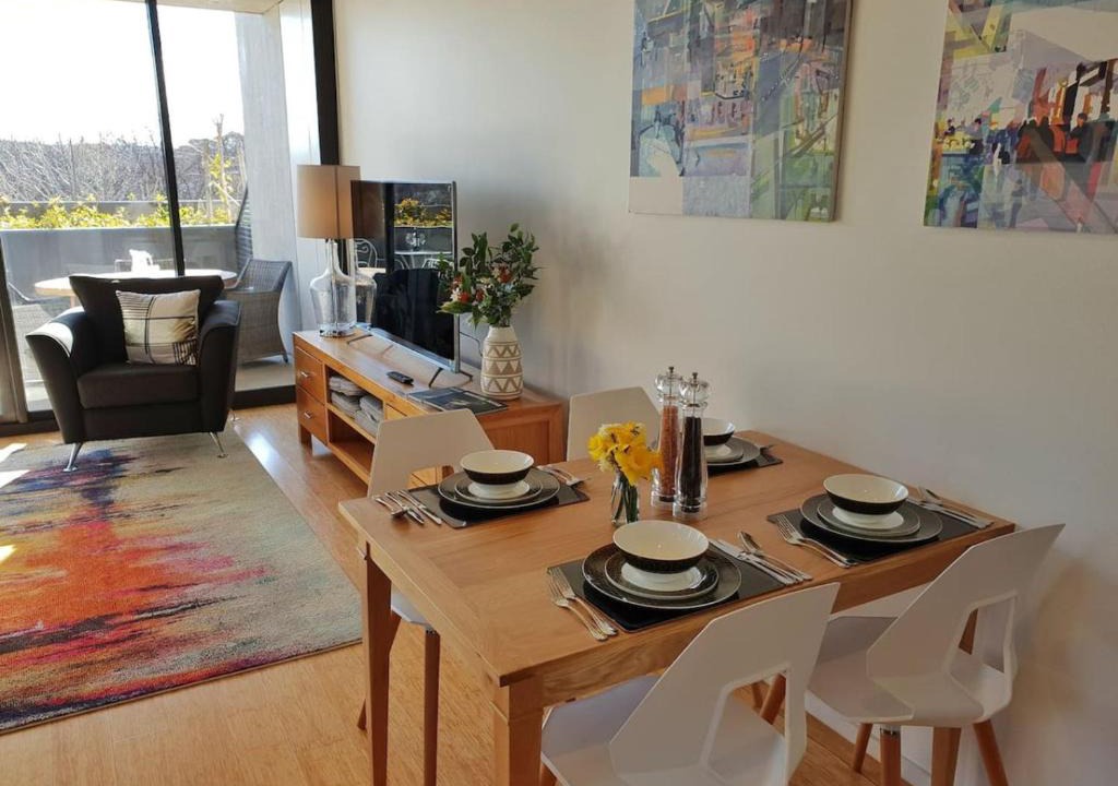 Lyneham Apartment | Modern Apartment - Prime Location with Heated Pool - Hosted by Canstay