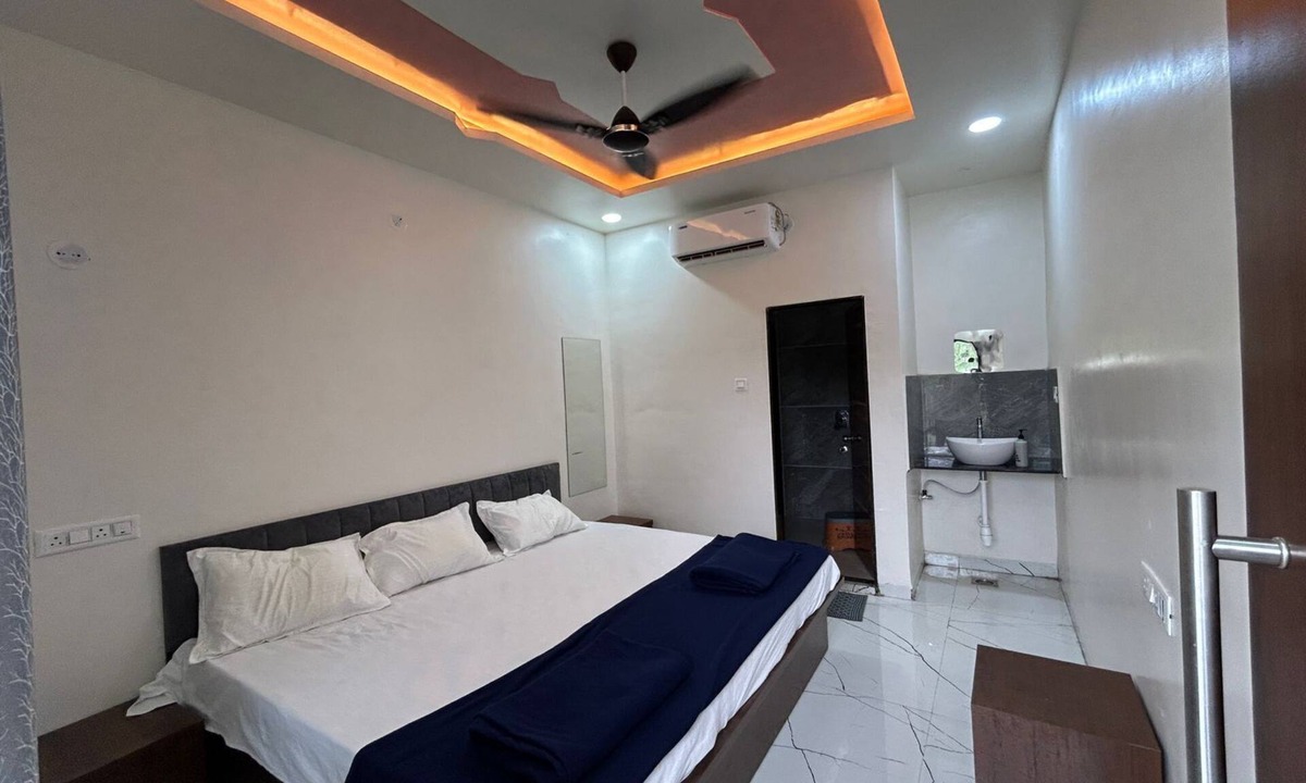 Ellora Hotel | MORESHWAR PRIDE & RESIDENCY