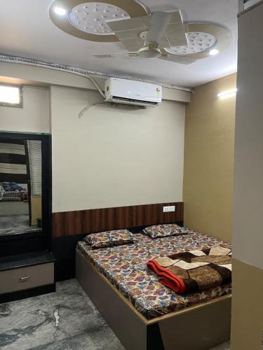 Shri Madhopur House | Morpankh guest house