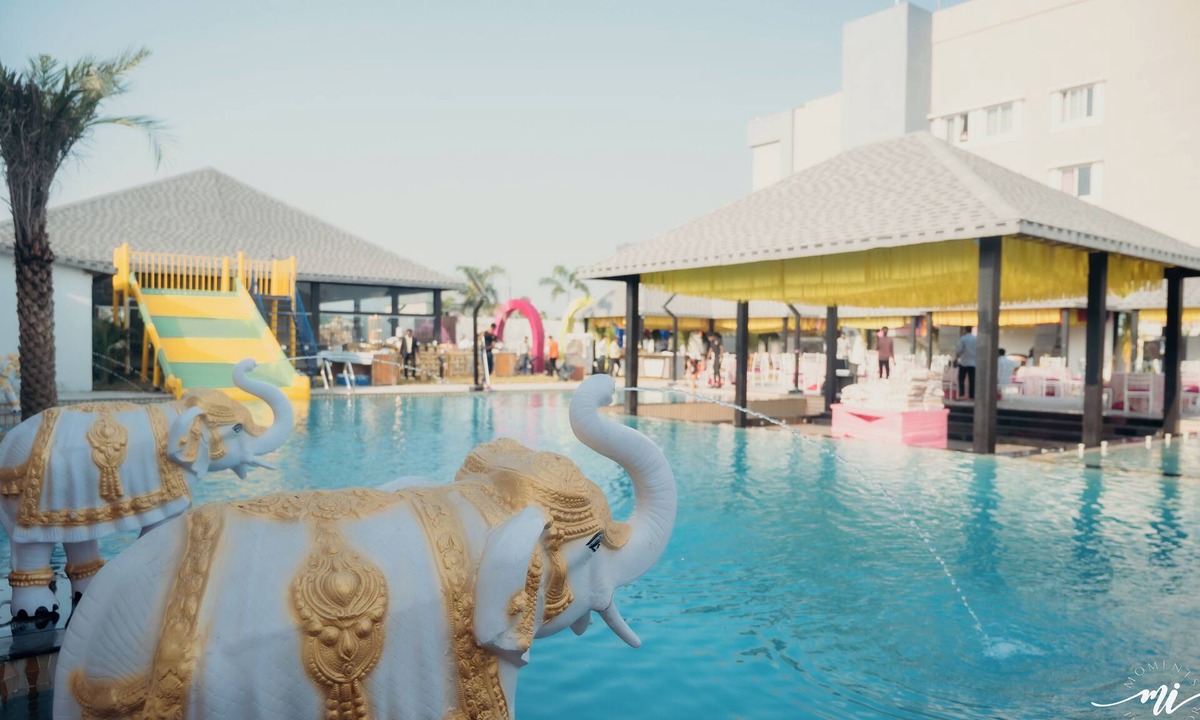 Raipur Hotel | Muhurat Hotel and Resort - Raipur