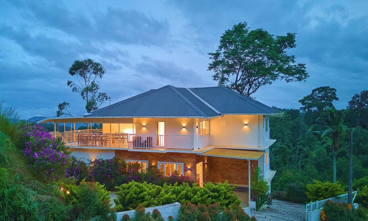 Devikolam Hotel | Munnar Ice Pellets Resort with Pool