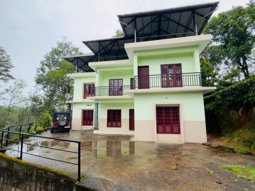 Kunchithanny Villa | Munnar Tea Haze Cottage