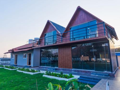 Oblaipalle House | MVR ROYAL Resort