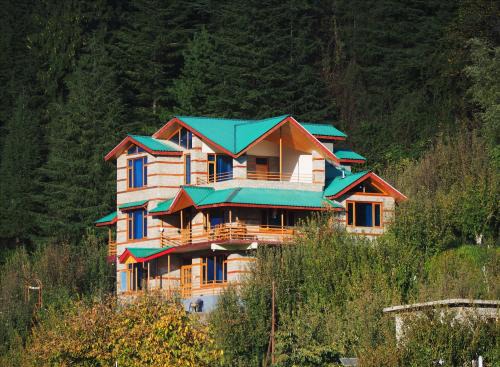 Jagatsukh Cabin | Nature's Retreat Manali