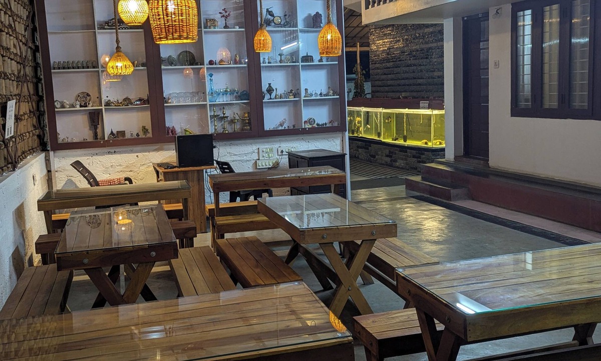 Alwaye Hotel | NatureVilla Kochi