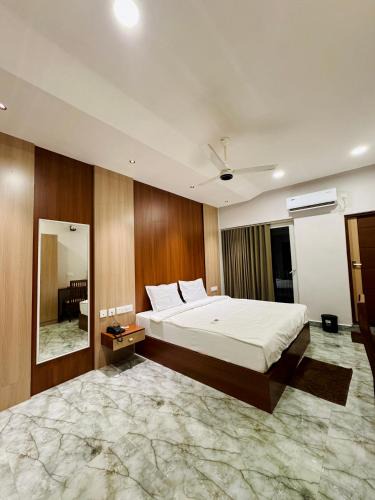 Erattupetta Hotel | Neem Residency