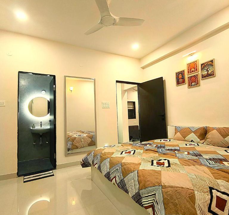 Kondapur Apartment | New Spacious 2BHK in Peaceful Colony with Private Parking 2S