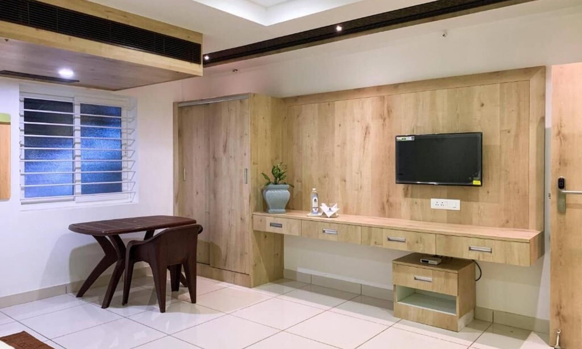 Dharapuram Cabin | New Thai Residency