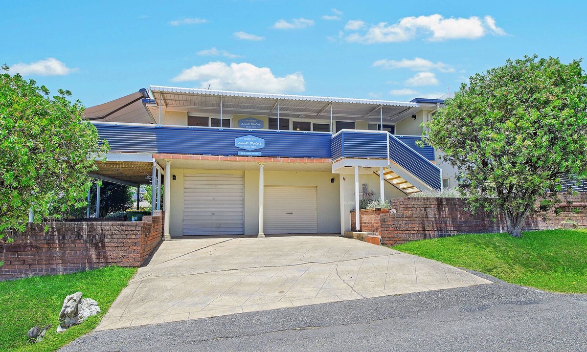 Crescent Head House | NEWLEY RENOVATED HOME WITHGREAT VIEWS!
