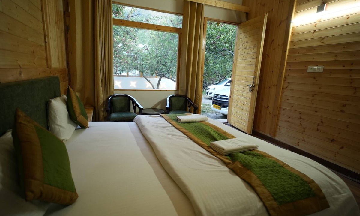 Bhatwari Hotel | nine Apple Resort Dharali Harsil