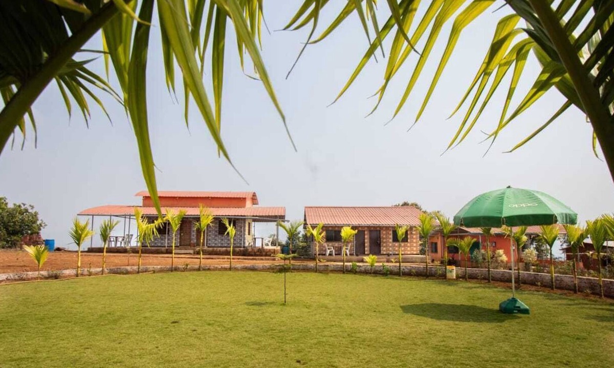 Mahad Hotel | Niwant Resort