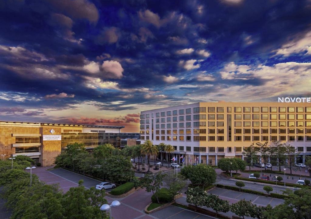 Hyderabad Hotel | Novotel Hyderabad Convention Centre