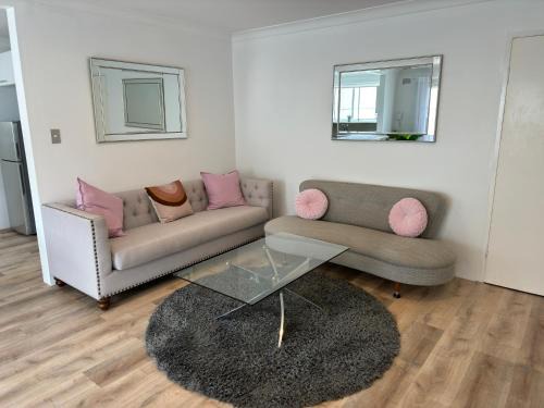 Cronulla Apartment | Ocean Front Apartment