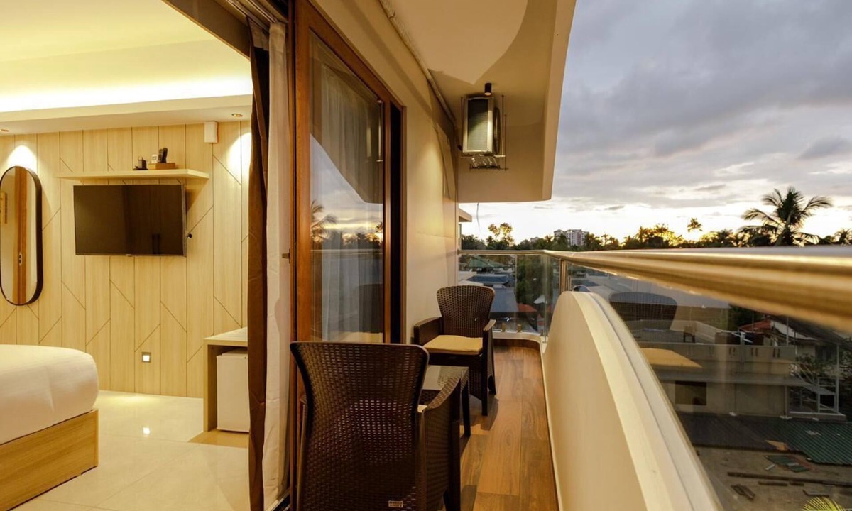 Kochi Hotel | Olwen Suites