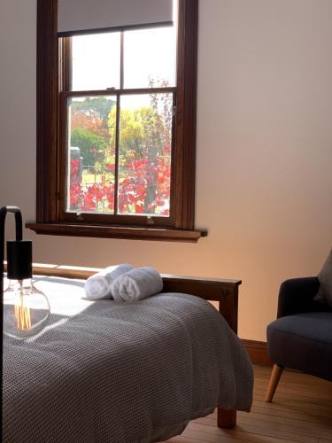 Dalton Hotel | On Chapel St, The Royal Hotel Dalton