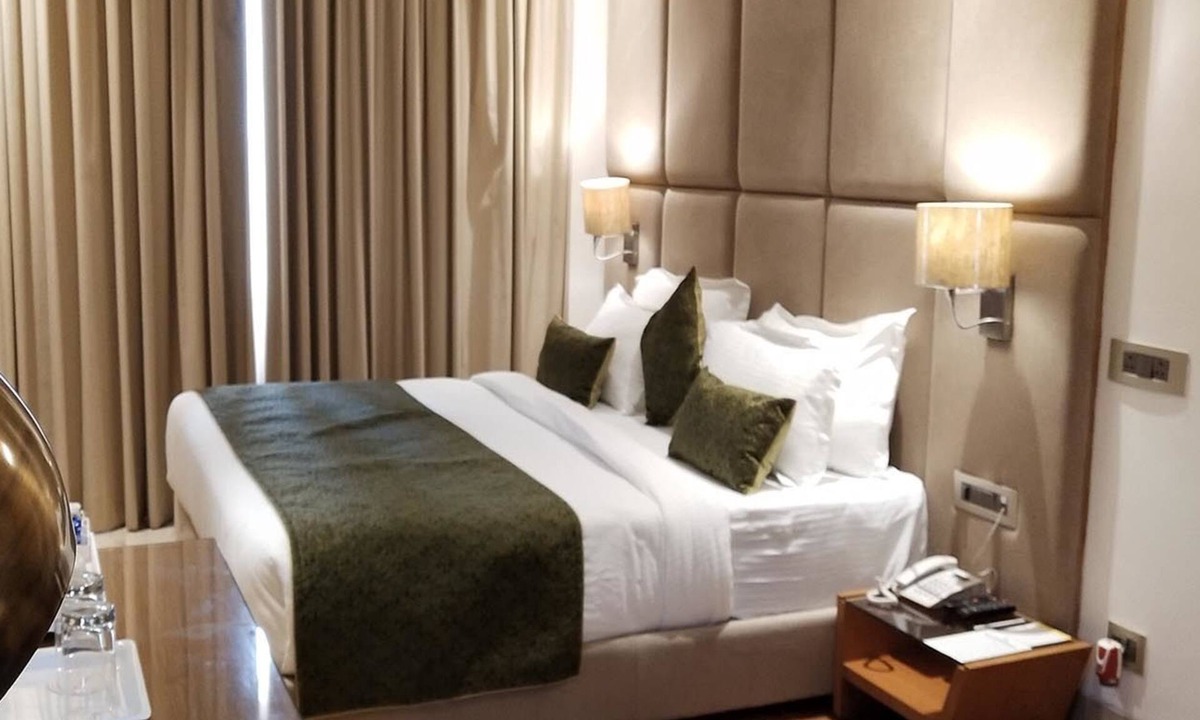 Aligarh Hotel | Orchid Blu