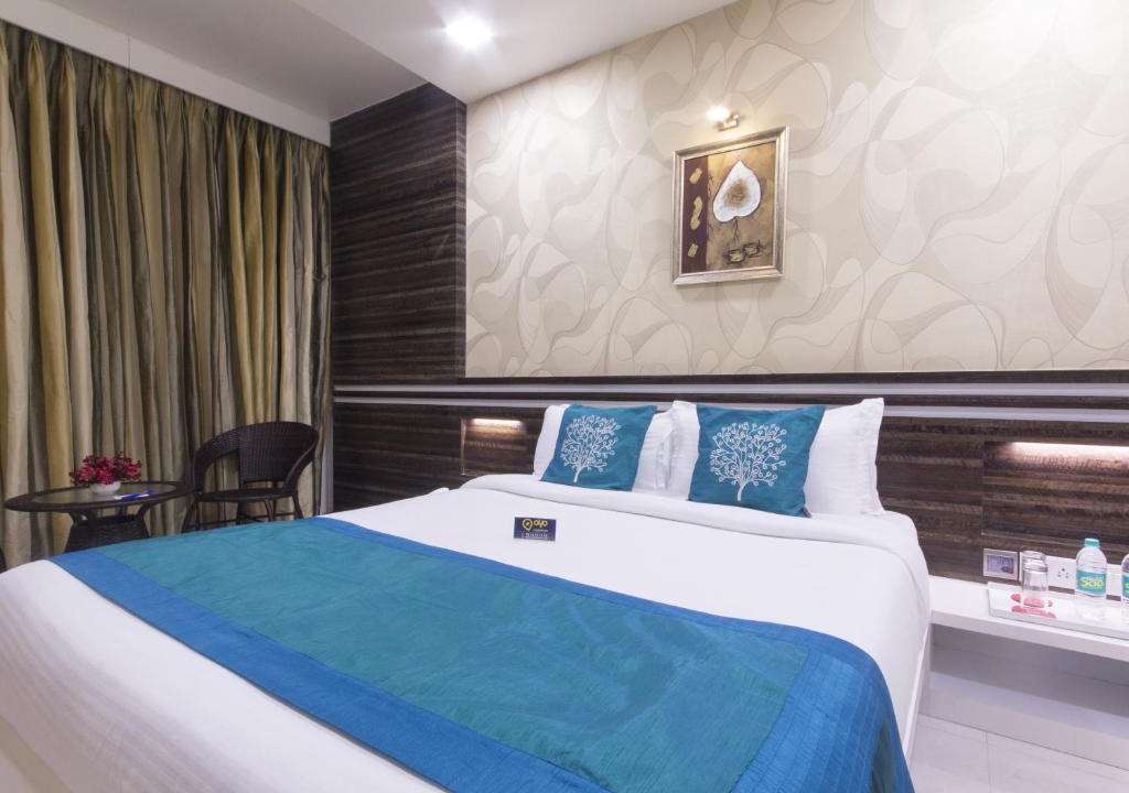 Vasai Hotel | OYO 1052 Hotel Rudra Shelter International