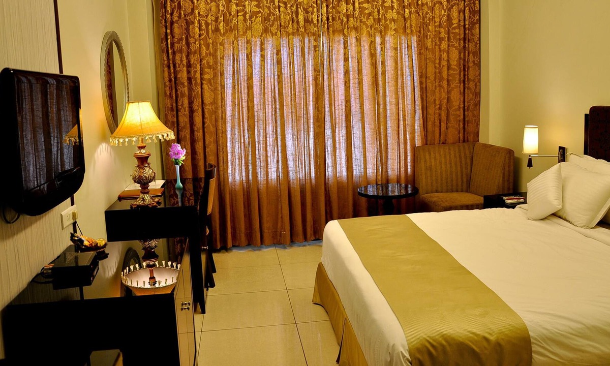 Cuttack Hotel | OYO 1533 Resort near Barabati Stadium