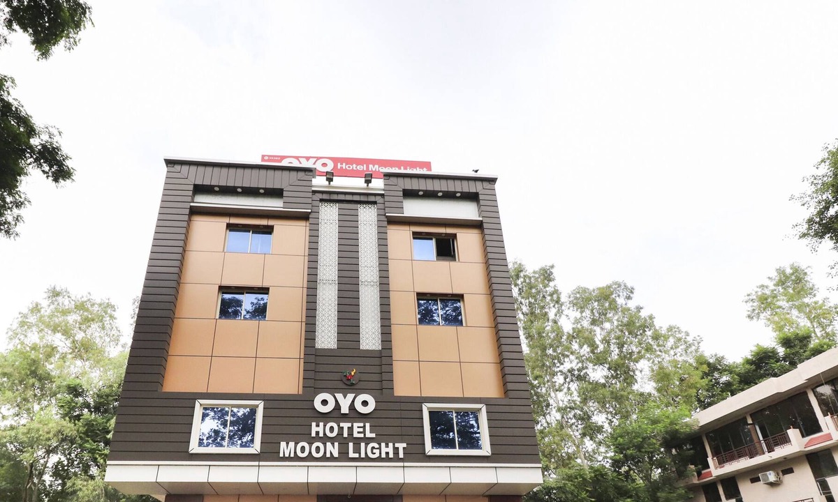 Roorkee Hotel | OYO 35382 Hotel Moon Light