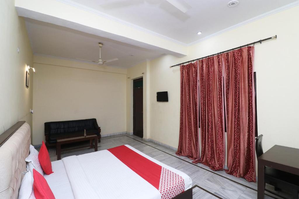 Bareilly Hotel | OYO Hotel Ayaan
