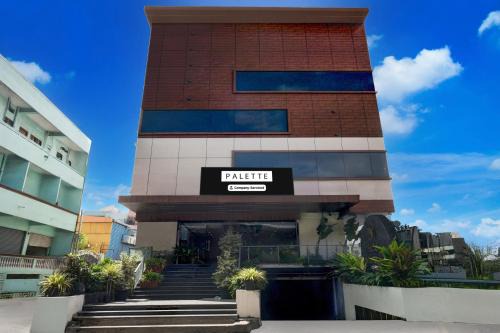 Hyderabad Hotel | Palette Naveena Grand Hyderabad