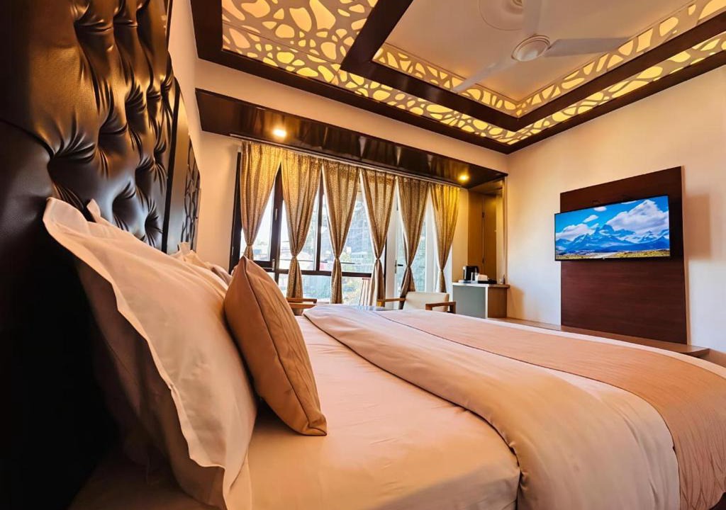 Bullawala Hotel | Pam Green