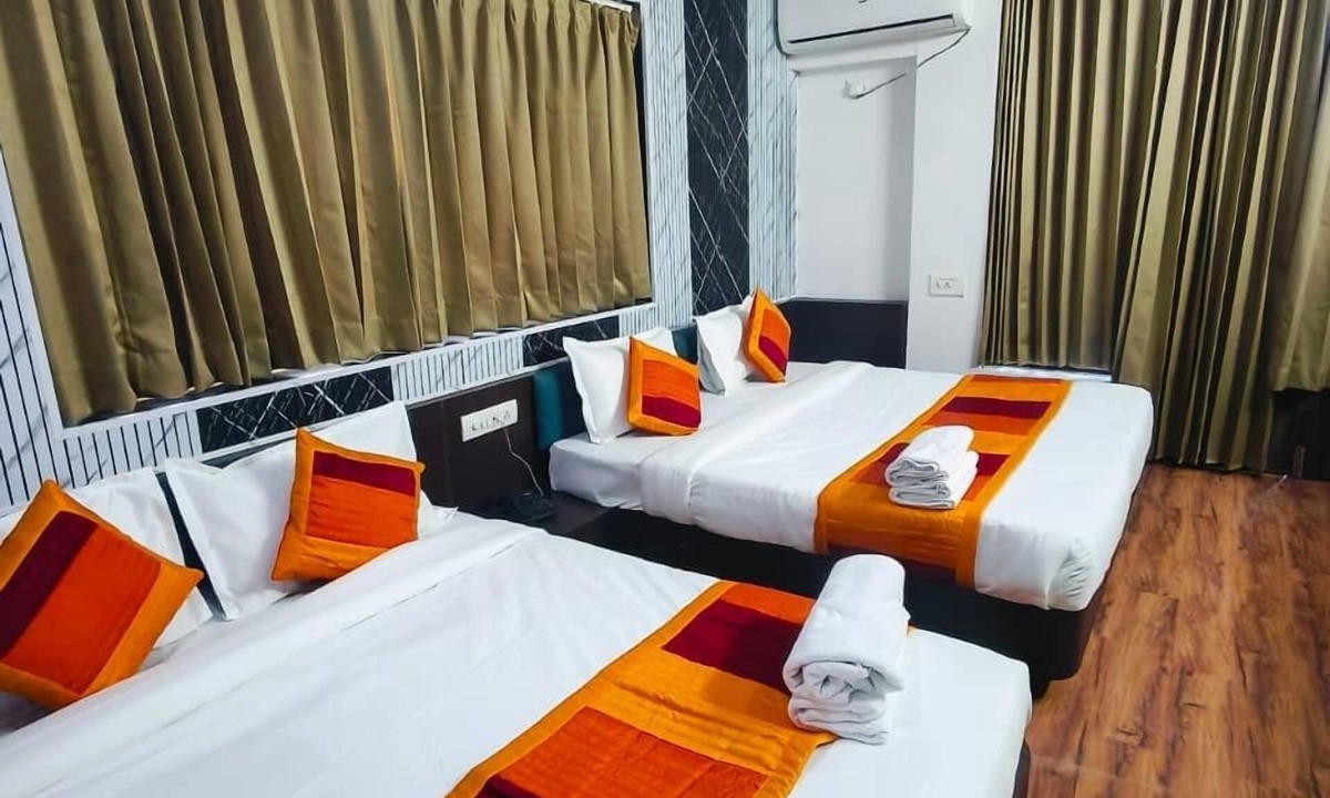 Nathdwara Hotel | Papaya Leaf inn