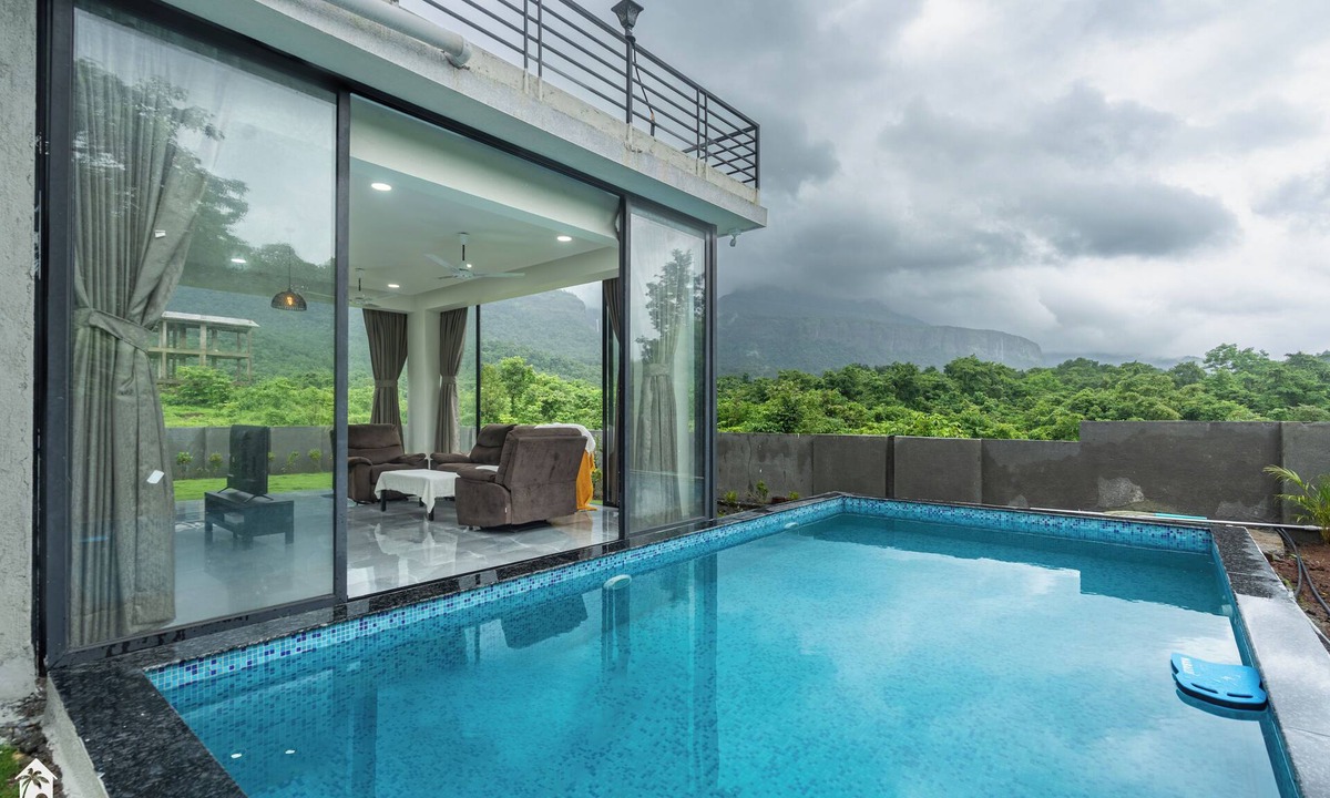 Karjat Hotel | Parvata Vista By Soumil's Stays