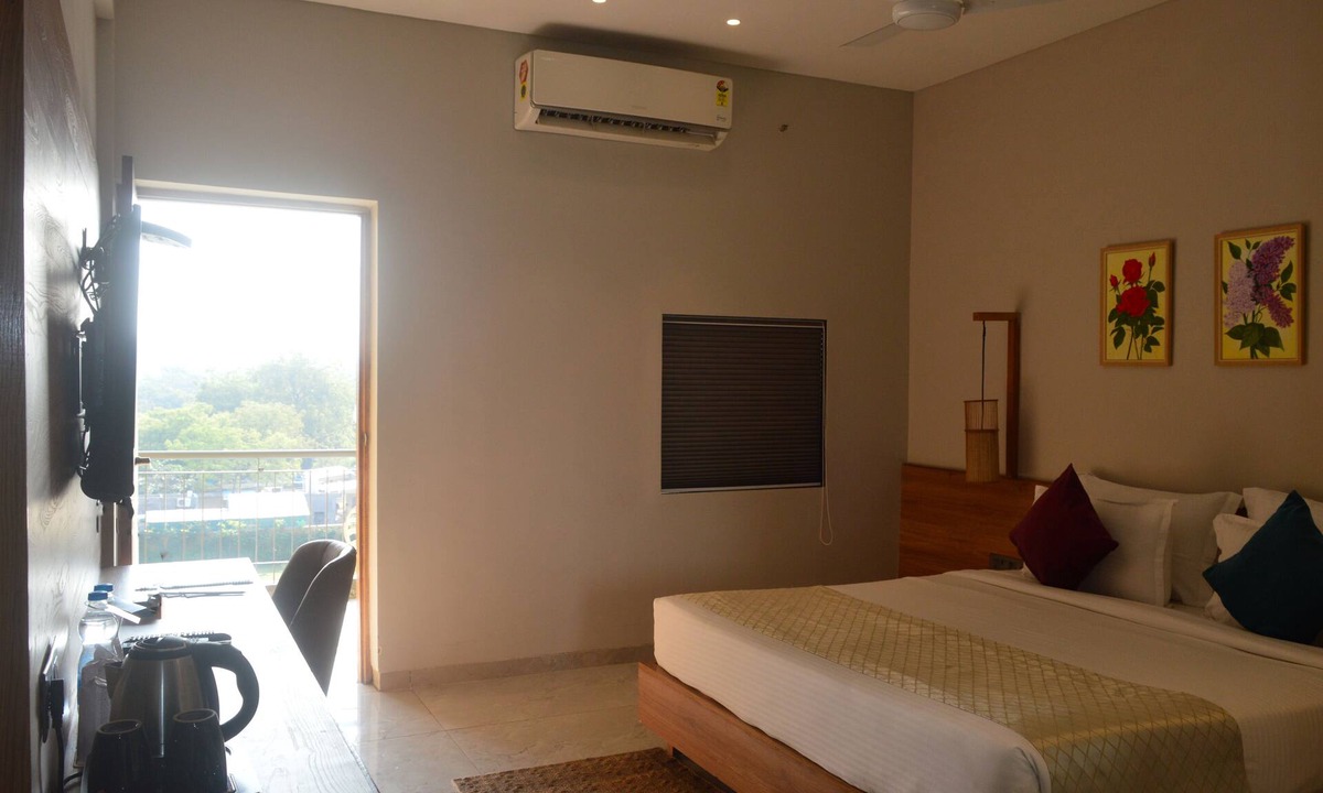 Gandhinagar Hotel | Pathikashram Nilaya