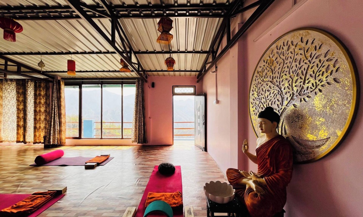 Sirala Hotel | Peaceful Poses Ayurveda & Yoga Retreat