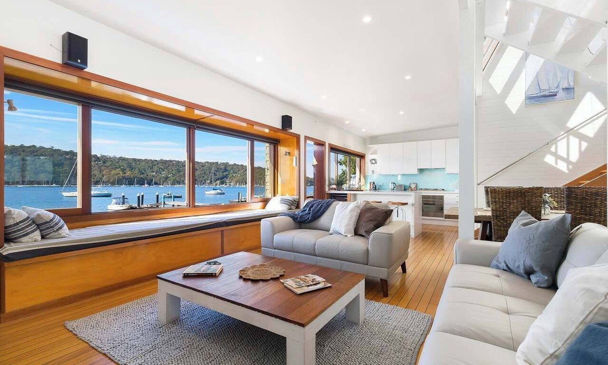 Scotland Island House | Peaceful Scotland Island Retreat | Waters Edge