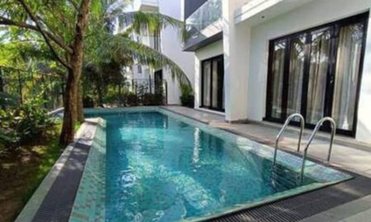 Grand Morrod Villa | Peacock View 4BHK Pvt Pool & Jacuzzi at Saligao