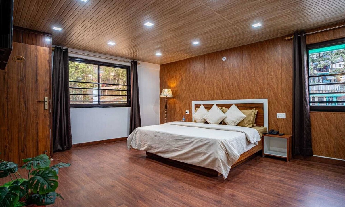Mallital Hotel | Peaks N Pines