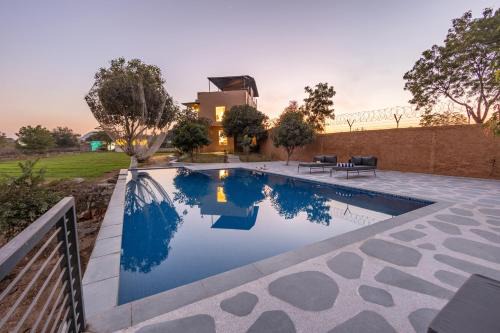 Udaipur Villa | Pet-friendly 4-BHK Farmstay With Private Pool, Garden & Gazebo