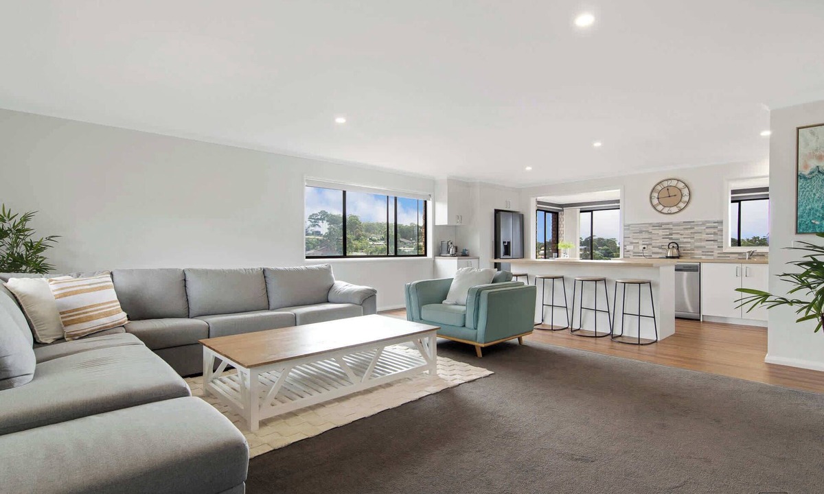 Surf Beach House | Pet-Friendly Home, Walk to Beach