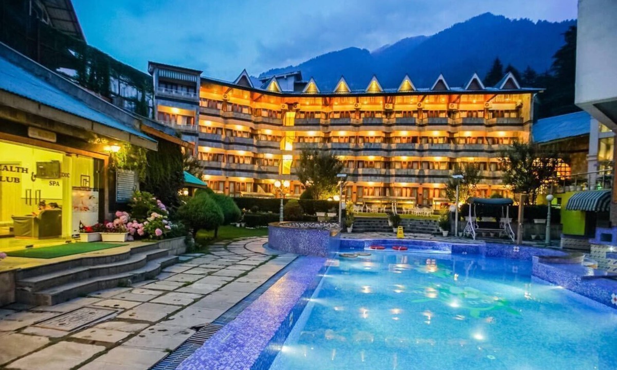 Manali Hotel | Piccadily Hotel Manali