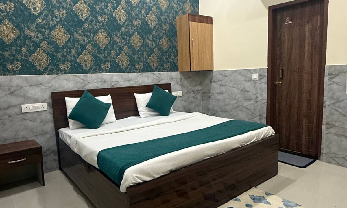 Taj Ganj Hotel | PP GUEST HOUSE