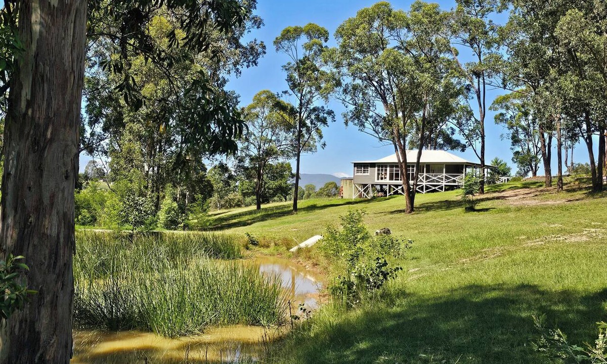 Mount View Cottage | Prana Cottage: Cosy Hunter Valley Escape | Peaceful | Wildlife | Nature Views