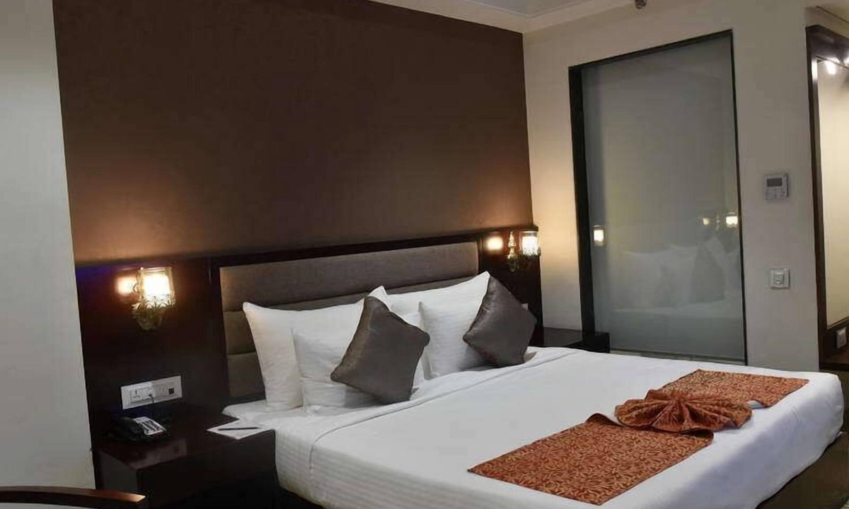 Bicholi Mardana Hotel | Pride Hotel & Convention Centre Indore