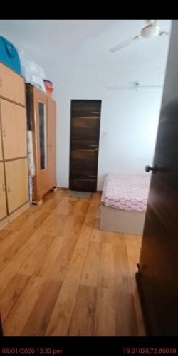 Kandivali East House | PurpleNest Female Residence