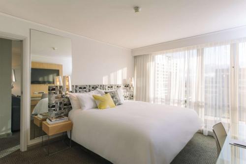 City West Hotel | QT Canberra