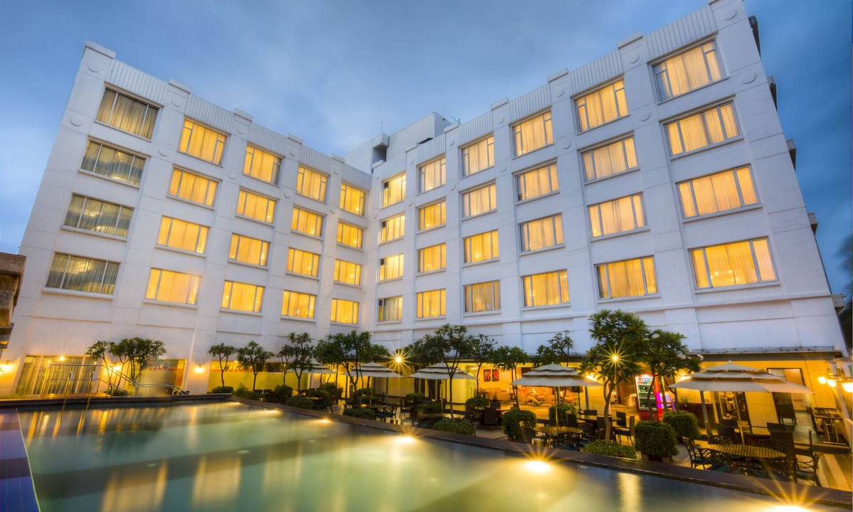 Electronics City Hotel | Radha Regent - Electronics City