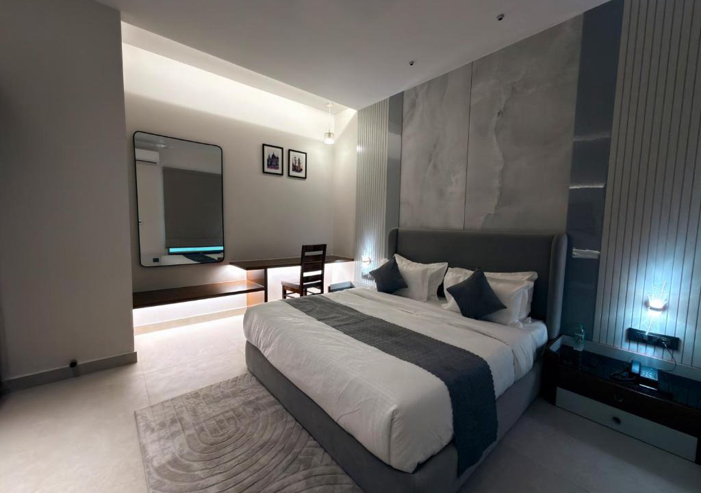 Sirsa Hotel | Radiance Hotel
