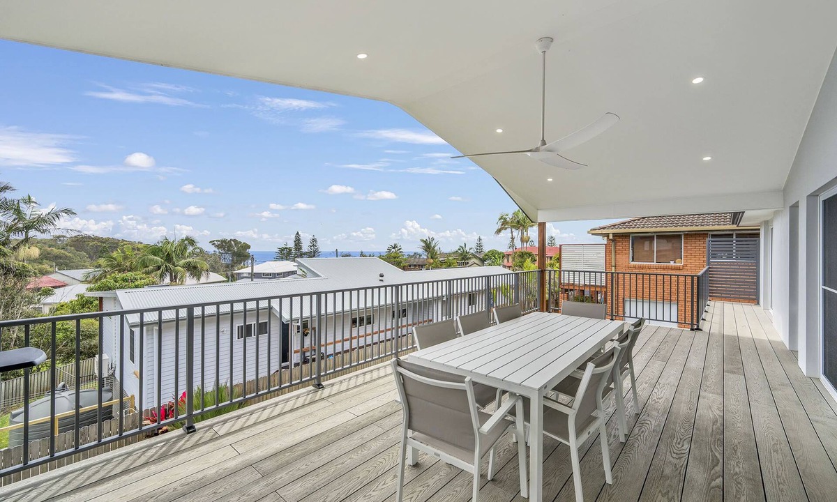 Bonny Hills House | Rainbow Beach Retreat Entire home in Bonny Hills, Australia