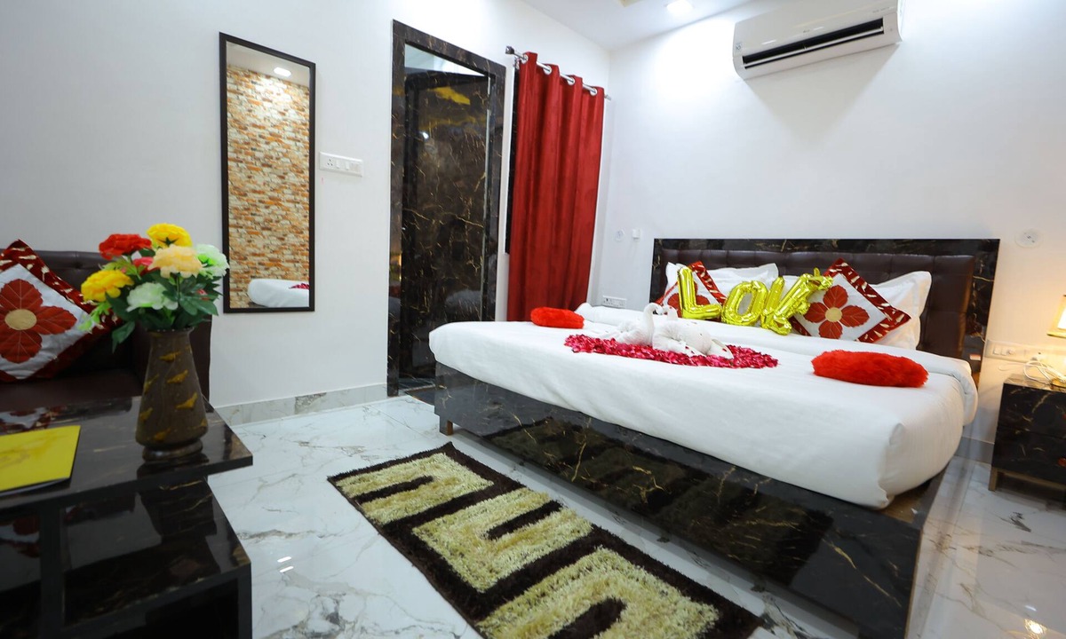 Bareilly Hotel | Rajani Bareilly Sindhu Nagar