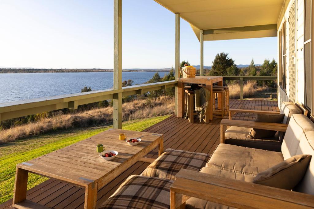 Keepit Hotel | Reflections Lake Keepit - Holiday Park