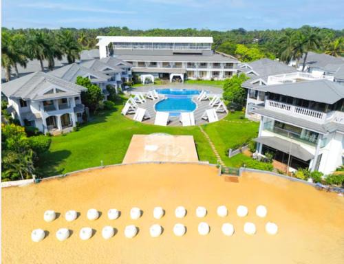 Sernabatim Resort | Regenta Baywatch Resort, Goa