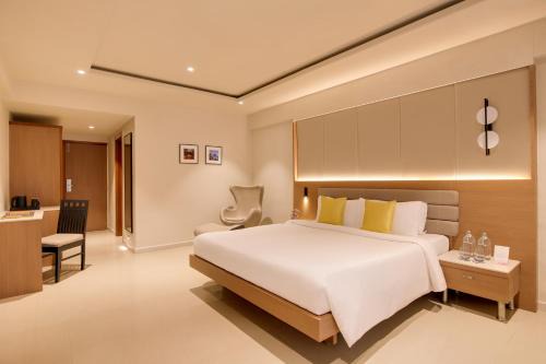 Ellis Bridge Hotel | Regenta Place CG Road
