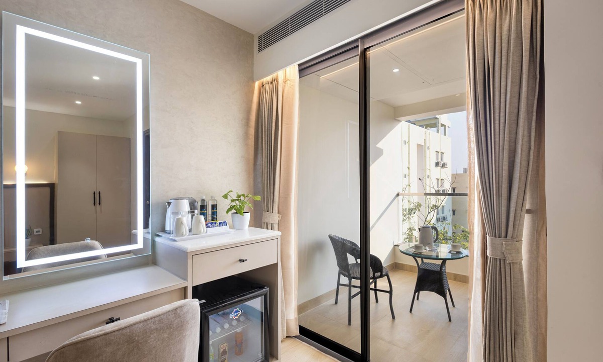 Kondapur Hotel | Regenta Z Sunrise Gachibowli Hyderabad